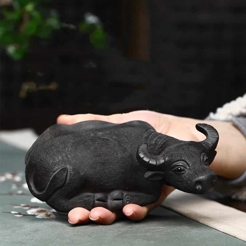 

Boutique Yixing Purple Clay Tea Pet Pure Handmade Buffalo Sculpture Decoration Tea Tray Decor Accessories Home Tea Set Ornaments 15x9x6.2cm світло-сірого кольору