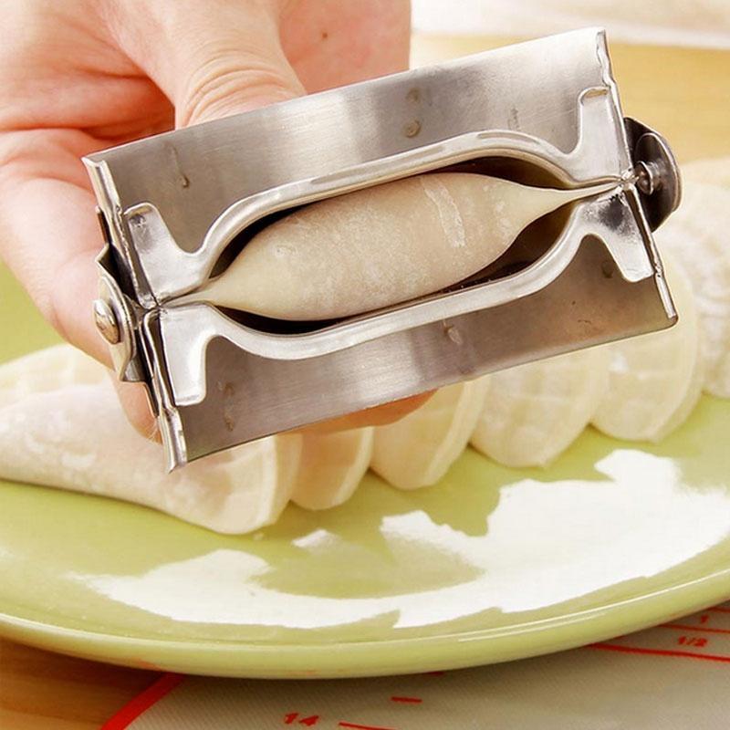 Kitchen Dumpling Mould Dough Press DIY Pastry Maker Samosa Empanada Mold Steel