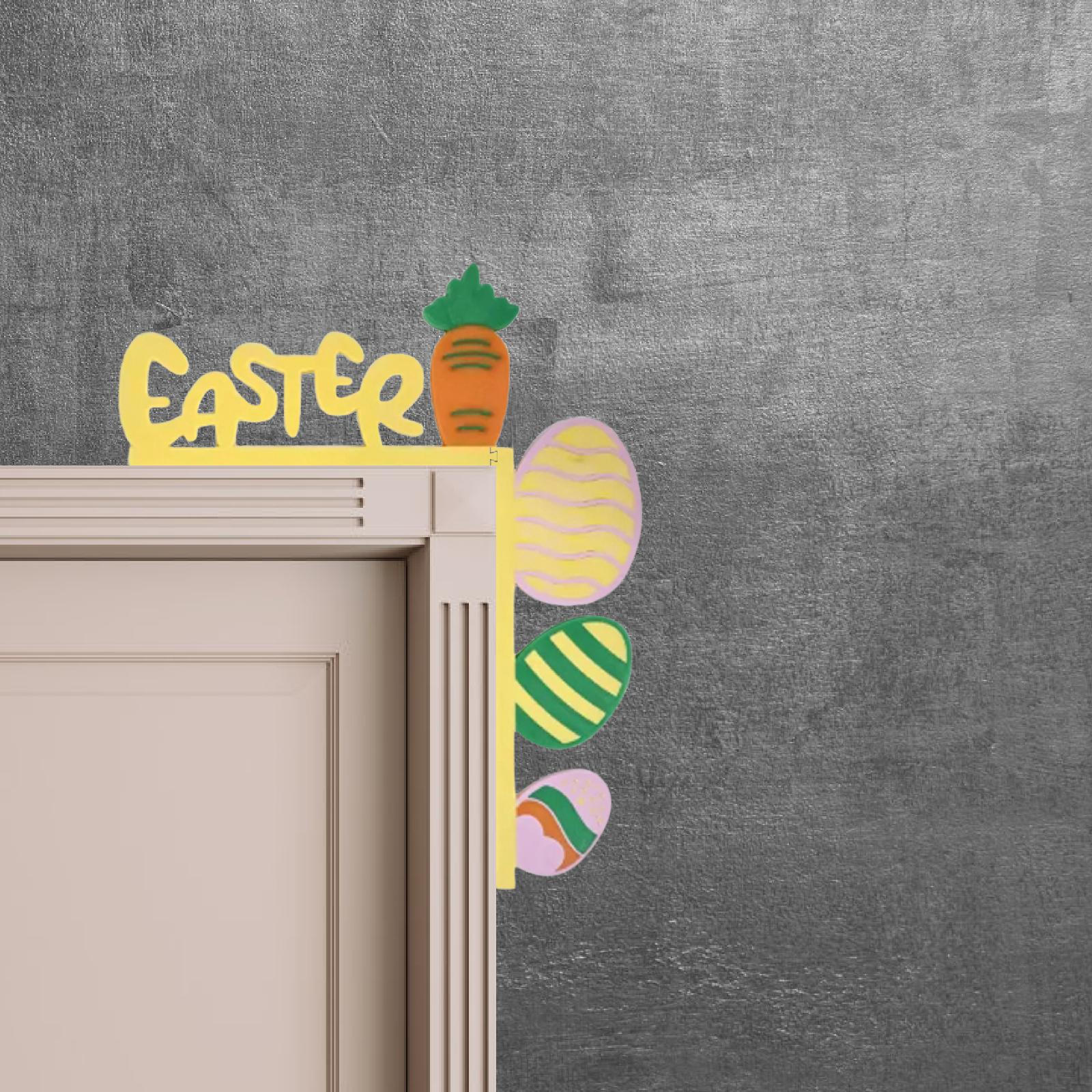 

Corner Made of Wood for The Door with Easter Design Decoration жовтий