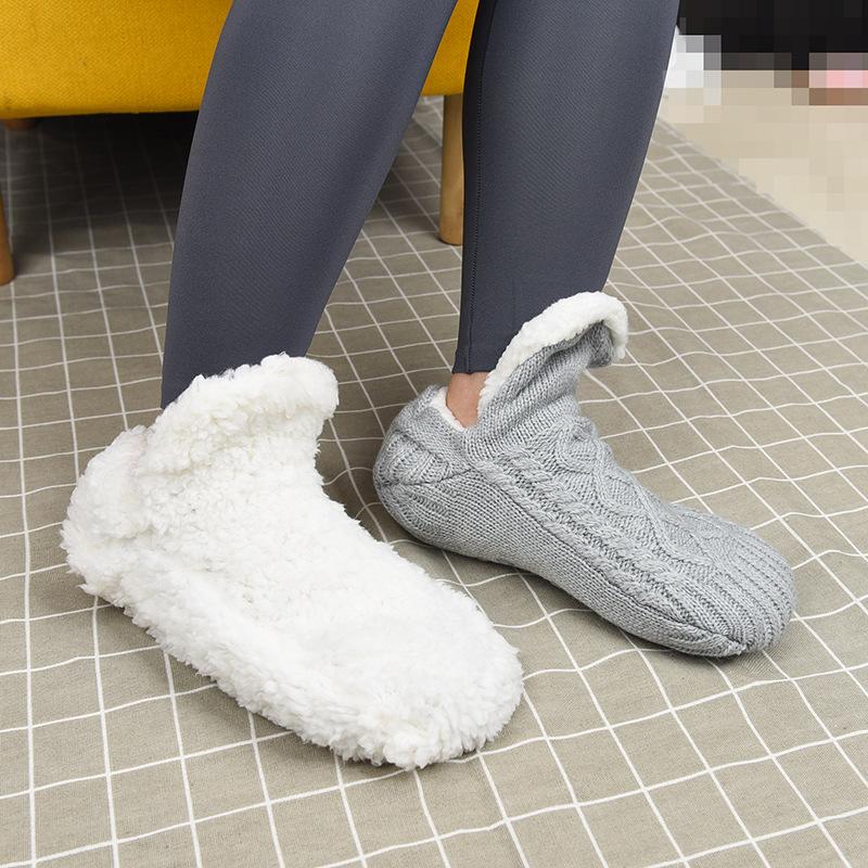 Fall and Winter Floor Socks Home Warm Women Men Socks Snow Socks Sleep Carpet Socks Slippers Socks Men Non-slip Yoga Socks