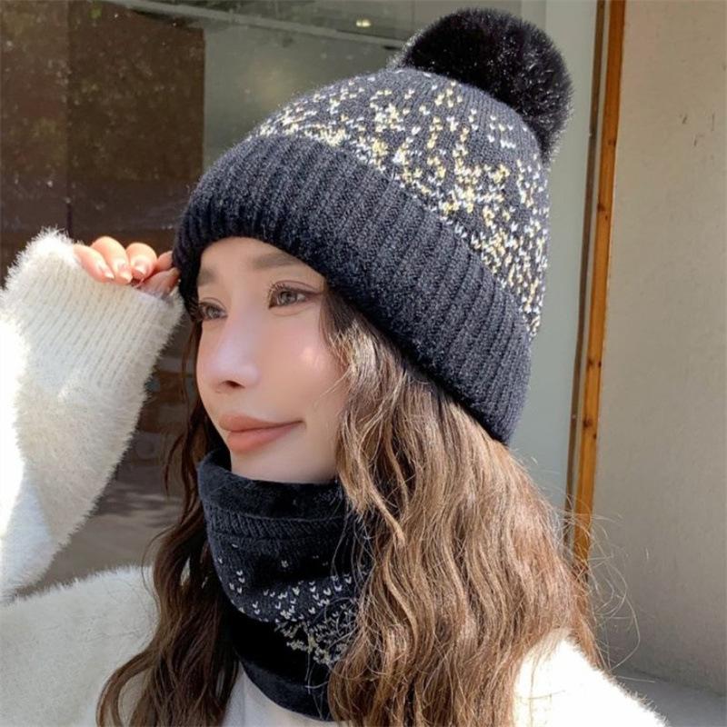 Hat female autumn and winter trendy all-ride cycling cold-proof wool hat winter electric vehicle warm windproof knitted hat