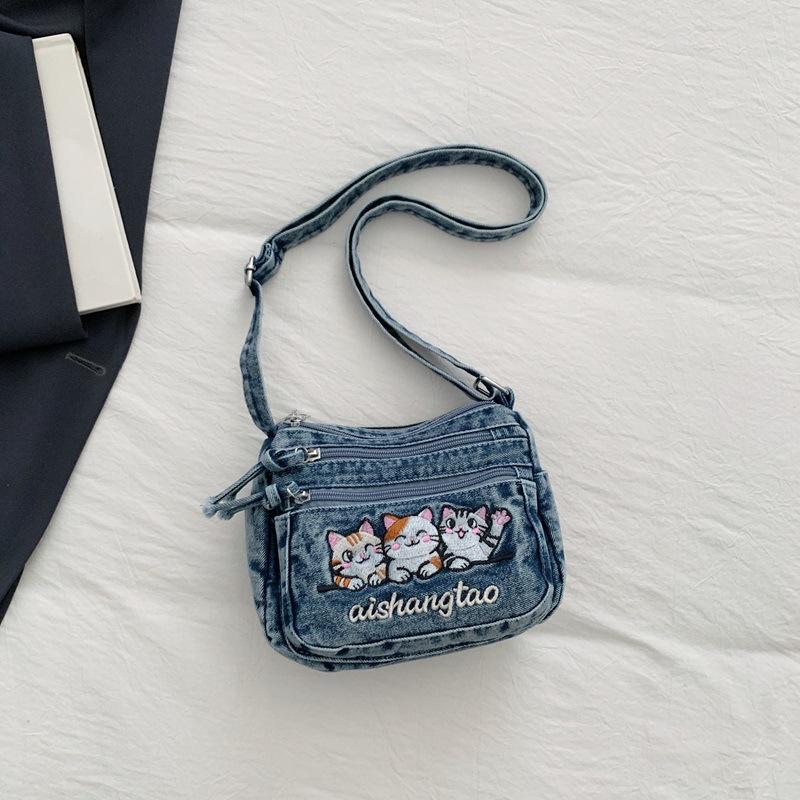 Borsa a tracolla gatto ricamato stile coreano carina Borsa a sacchetto in denim lavato per donne Styling quotidiano Casual Minimalista Borsa a spalla