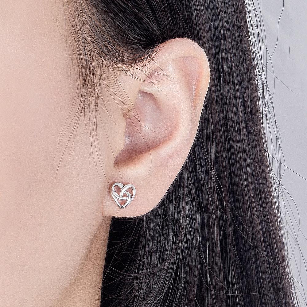 Heart-Shaped Hollow Korean Earrings: Simple, Cold Style for Women