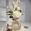Decoração de casa – Flores e coroas artificiais