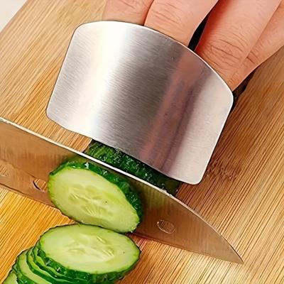 1PCS Stainless Steel Finger Guard, Finger Guard for Cutting Vegetables, Kitchen Safe Slicing Tool for Hands, Finger Protector Knife Guard for Dicing.