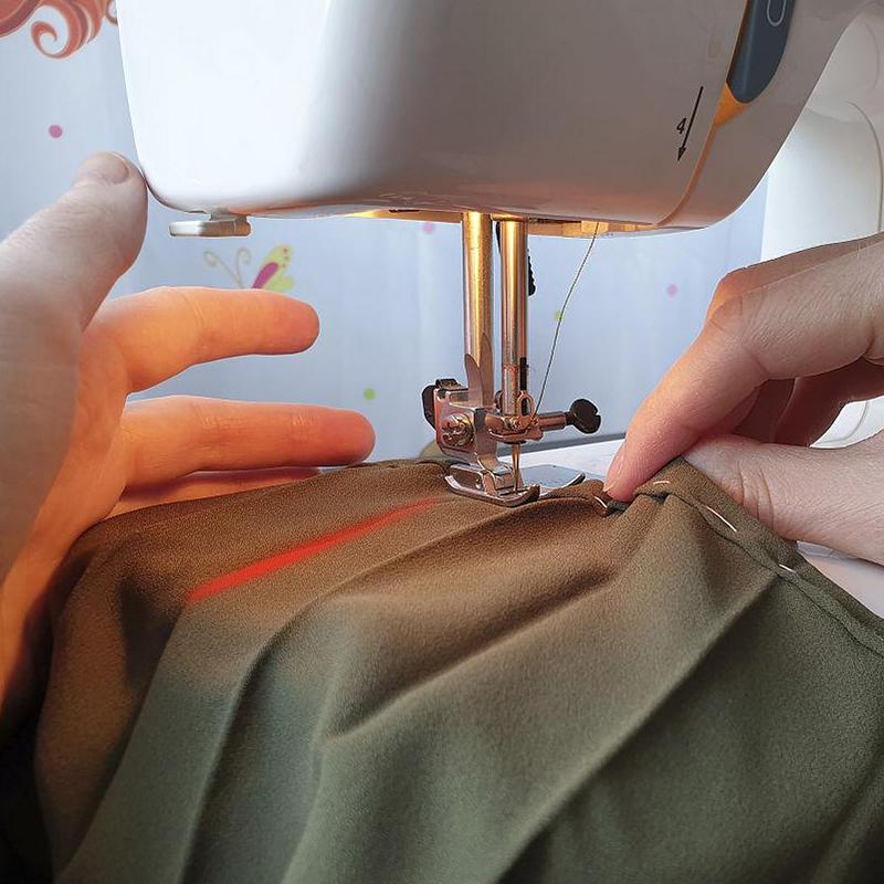 Sewing Light Guide For Straight Stitching, Quilting Light Light With Linear Light, Adjustable Magnetic Attachment For Sewing Mac