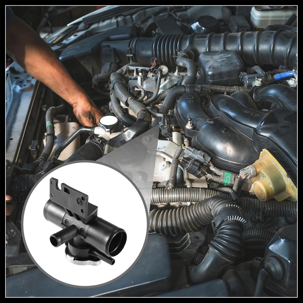 Plnicí hrdlo chladiče s víčkem Sestava č. 1350A015 - Konektor hadice topení interiéru automobilu - pro Mitsubishi Lancer 2008-2017 Plast Černý 1 ks