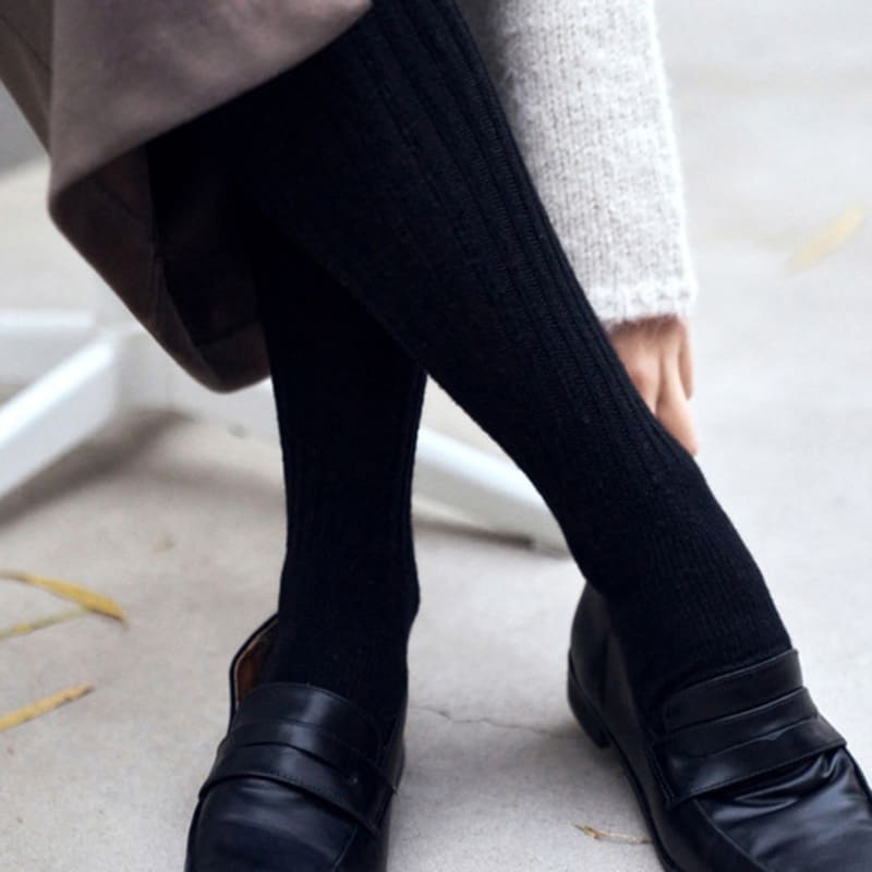 LOEIL Wool Goalie Knee Socks - Black