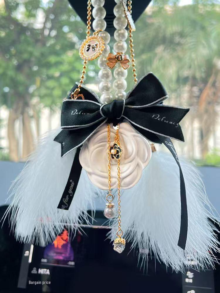 2025 Camellia Scent Rearview Mirror Pendant & Aroma Diffuser