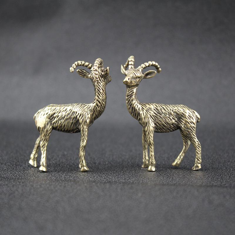 1Pcs Home Office Desktop Decoration Brass Retro Goat Metal Creative Handicraft Ornament Miniatures Tea Pet Figurines