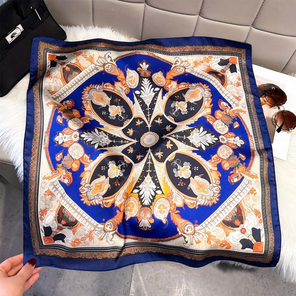 Fashion Square Fashion Foreign Style Small Silk Scarf Women'S Headband Decorative Scarf Dual-Purpose Small Square Scarf New Scarf