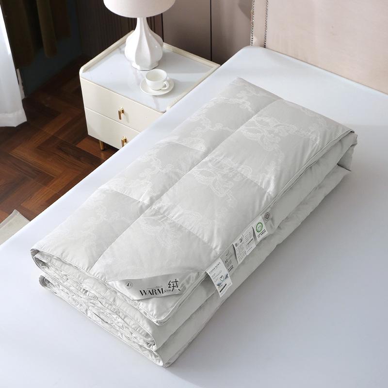 

Чистый хлопок жаккард двухслойный пуховый чехол с защитой от протечек, с дизайном «коробки с перегородками» и инструкцией по наполнению через трубку 160 x 210 cm