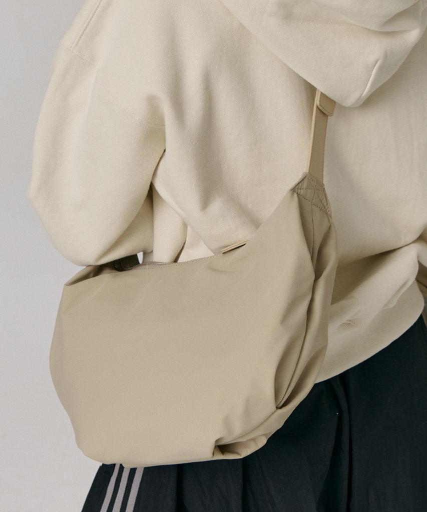 Paperboy Rounding Hobo Bag - Beige