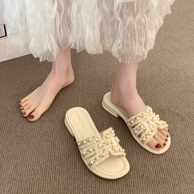 Sapatos de mulher – Sandálias