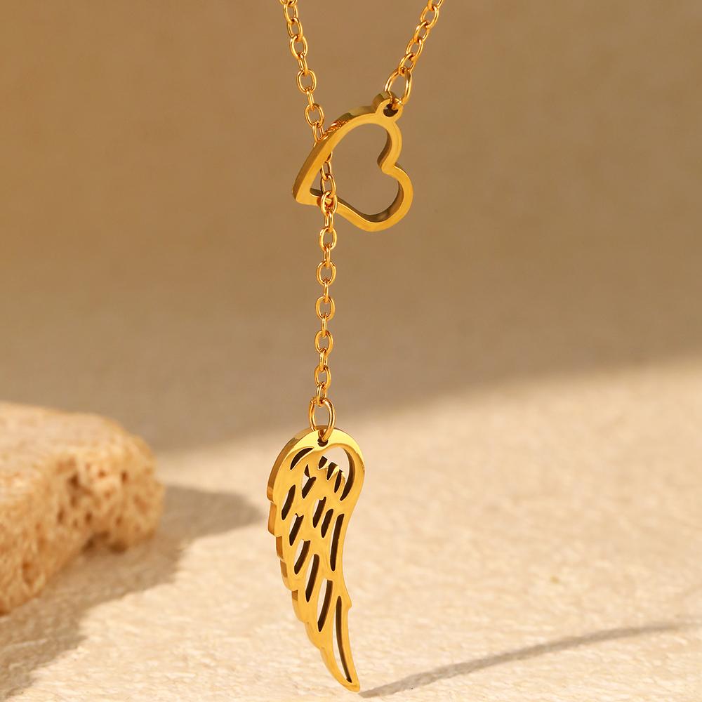 Stainless Steel Necklaces Elegant Heart Feather Pendant Clavicle Chain Fashion Exquisite Necklace For Women Jewelry Wedding Gift