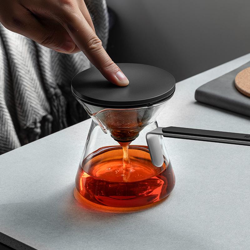 Elegant Cup Glass Teapot Magnetic Suction Tea Water Separation Home Office One-Click Filtering High-End Tea Set