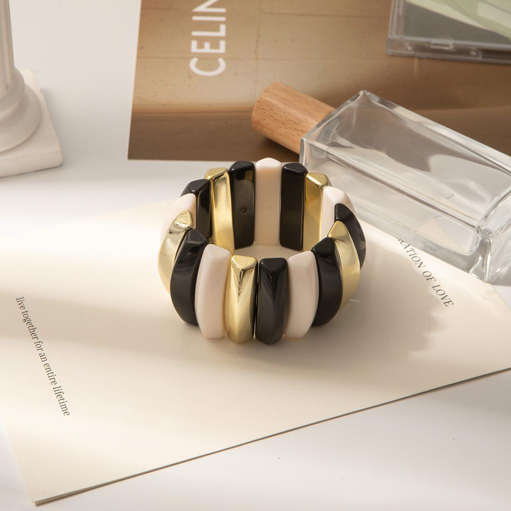 Acrylic Irregular Splicing Geometric Bracelet Personality Niche Exaggerated Bracelet Temperament Fashion Unique High-End Jewelry