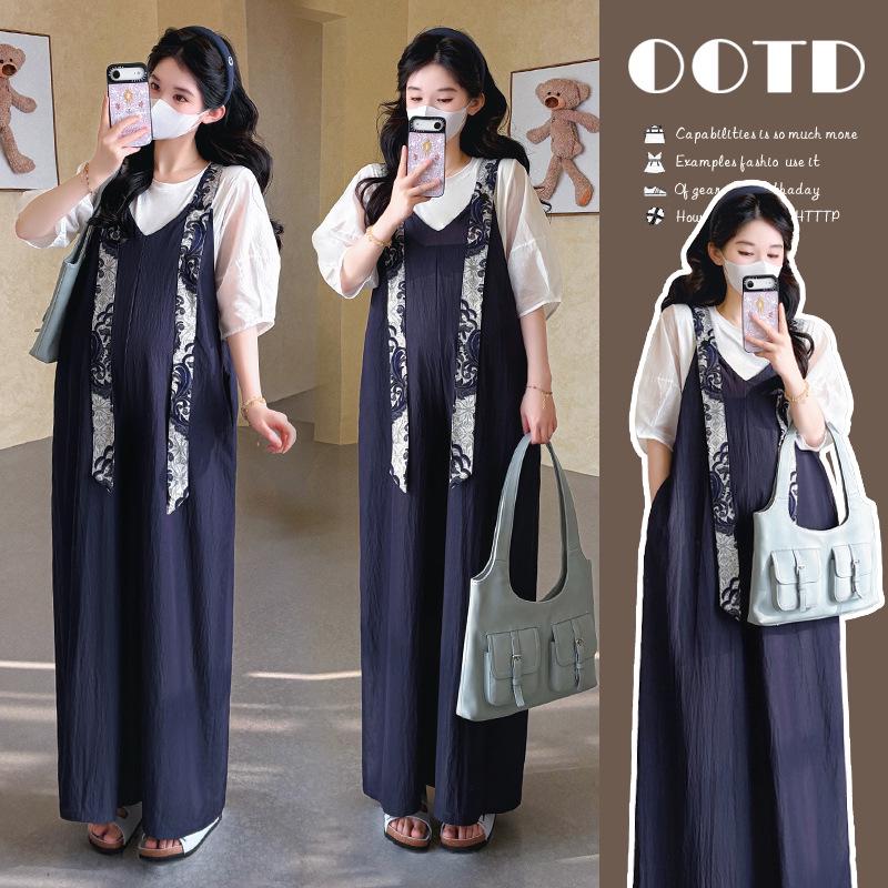 2026 Summer Maternity Two-Piece: Short-Sleeve T-Shirt & Loose Overalls Medium