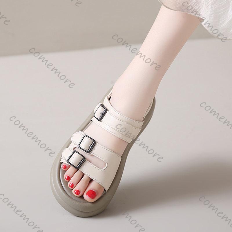 Moda Comemore Grube Sandały Damskie Lato Nowe Retro Puste Modne Klamry Pasków Platforma Zakryty Obcas Sandały Damskie Odzież Wierzchnia
