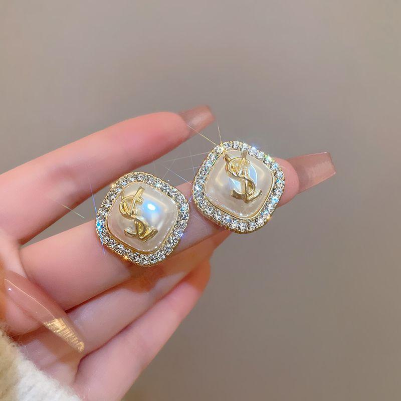 

Stylish Rhinestone Alphabet Letter Earrings Accessible Luxury Fancy Elegant Earrings New Arrival 2025 Best Selling Fashion and Personalized Earrings Letter Stud Earrings-Silver Needle