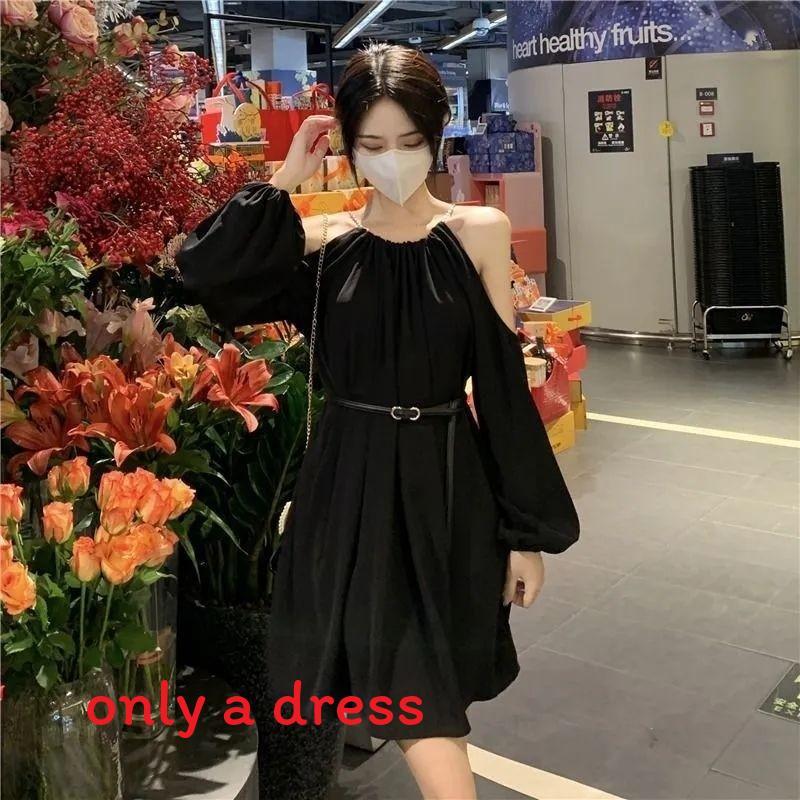 Modern French Designer Dress With Long Sleeves For Casual Fall Wear