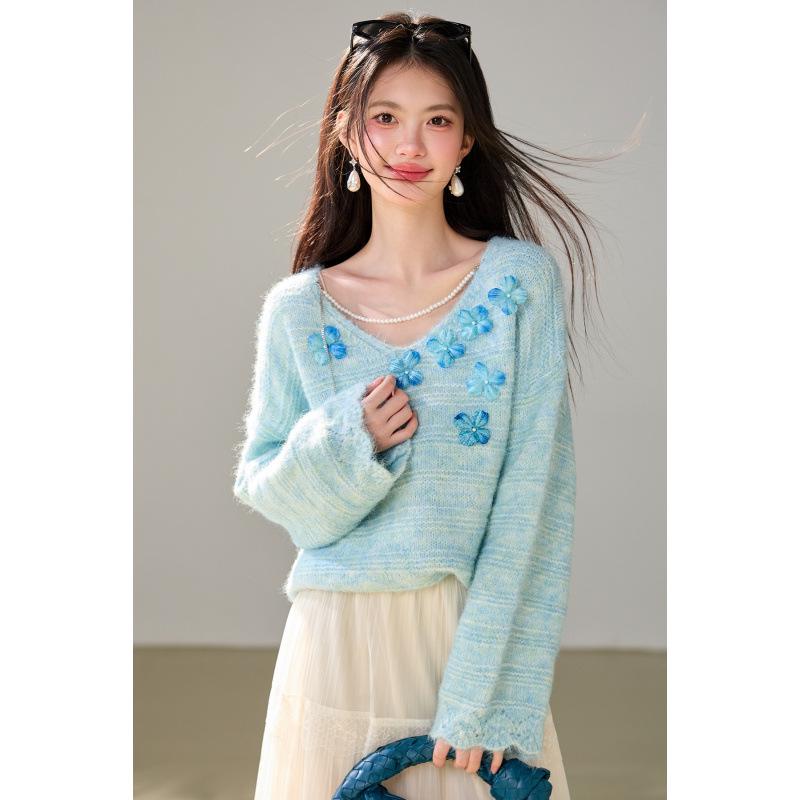 Elegant French Floral Knit Sweater for Women - New Autumn 2026 Blue Design