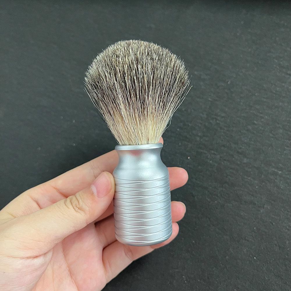 Men's Traditional Shaving Brush: Soft Bristle Nylon & Badger Hair for Beard.