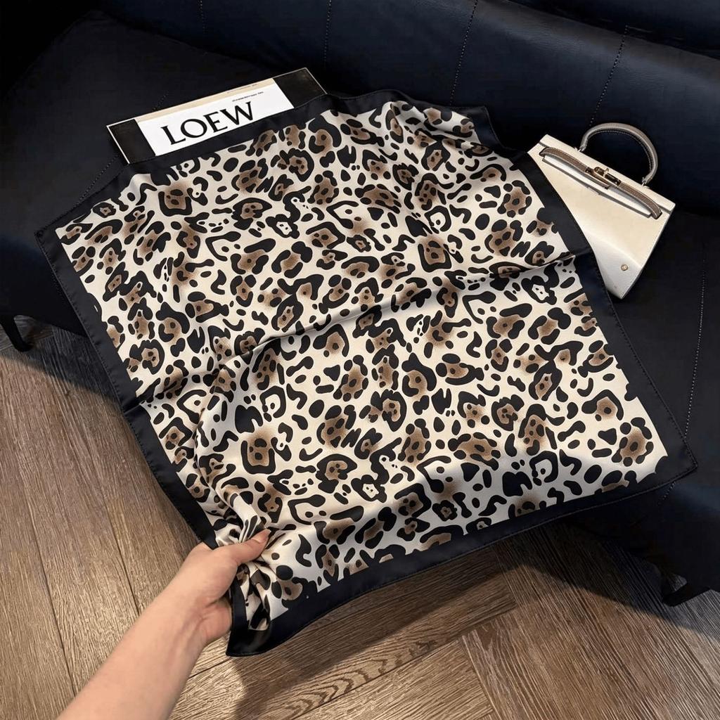 Lao Qian Feng Coffee Color Cashew Nut Silk Scarf Headscarf Versatile Neck Square Scarf Premium Sense Female Foreign Style Decorative Scarf Scarf