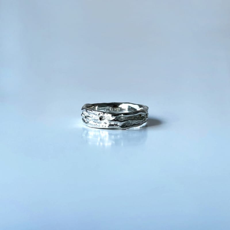 Water. MER. RIPPLE RING