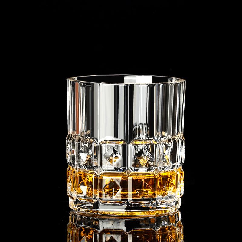 Creative Whiskey Glass for Men and Women In Bars Korean European Thick Crystal Glass for Drinking Water Juice Alcohol Cup Set