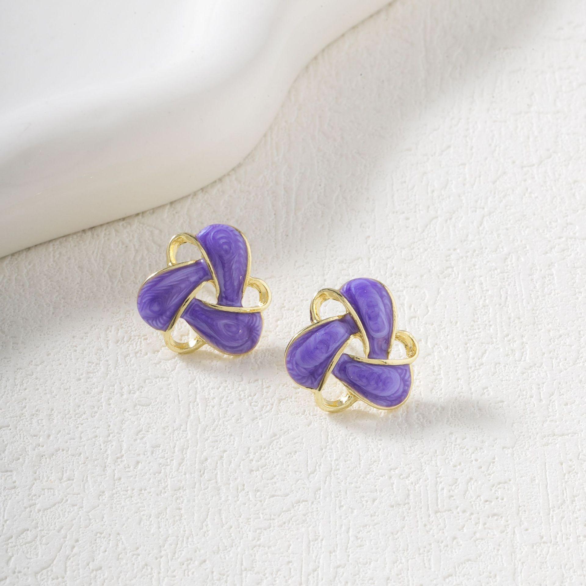 

Enamel Purple Hollow Windmill Rotation Twist Stud Earring for Women Simple Sweet Temperament Cute Geometry Zircon Brincos Gift