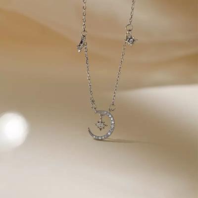 Kaelakeed ja ripatsid – Kaelakeed ja ripatsid