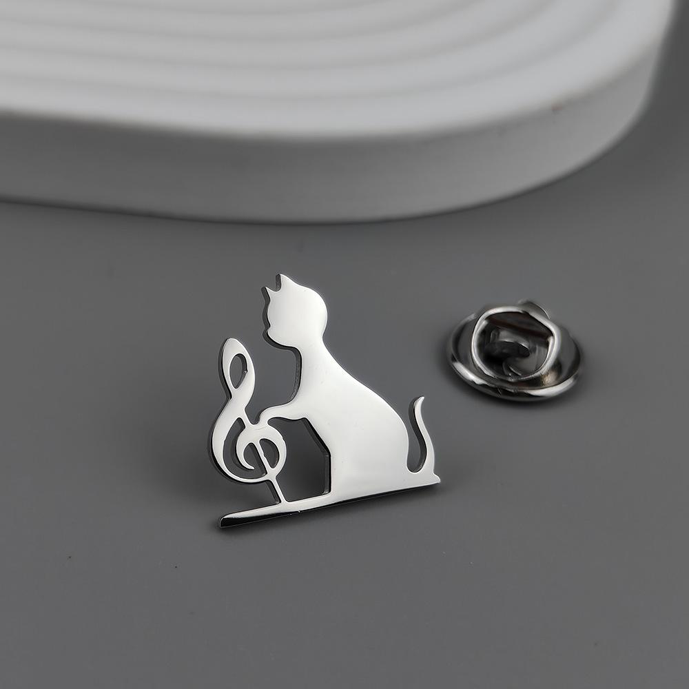 Fashionable And Cute Brooches, Cartoon Badges, Clothing Bag Brooches And Badges