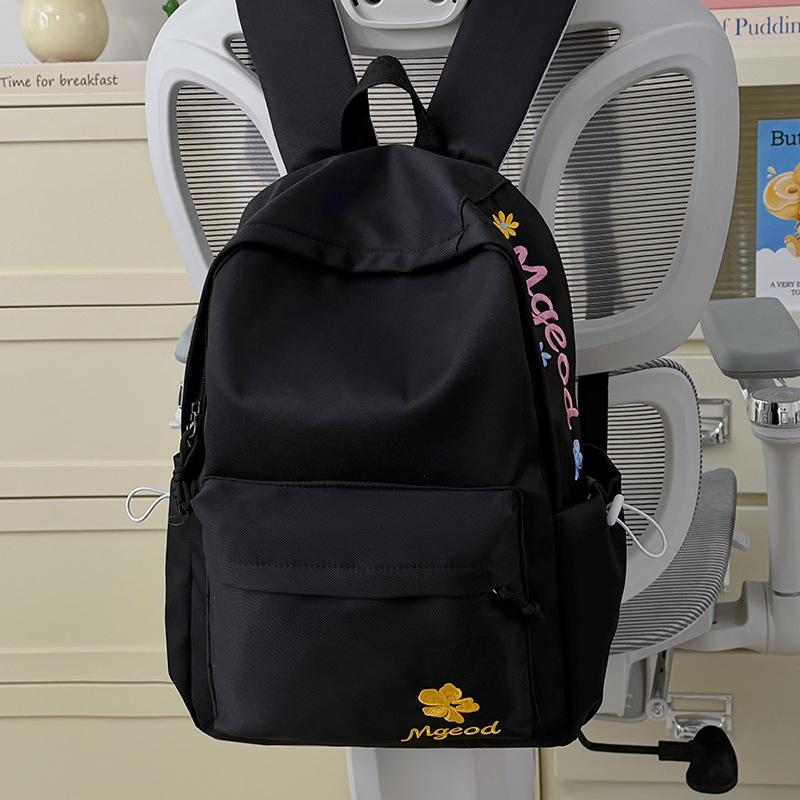 Schoolbag Korean version ins niche casual schoolbag junior high school college student campus versatile embroidered backpack lightweight travel