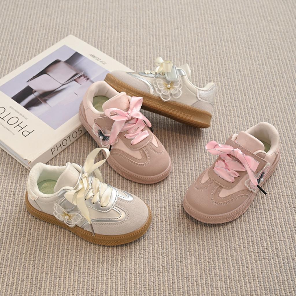 Girls' sports shoes mesh breathable casual shoes 2025 new spring and autumn children's board shoes girls soft-soled German training shoes tide