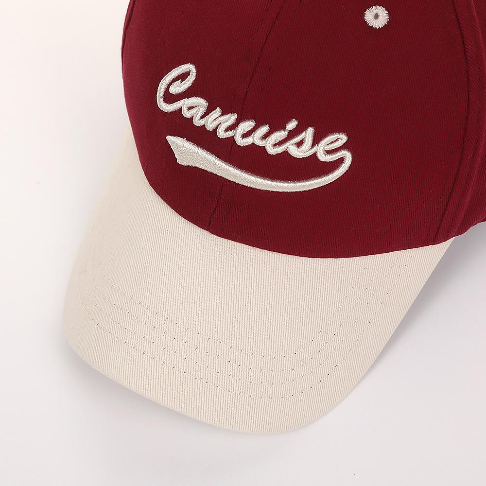 American Retro Trend with Curved Brim Dome Letter Baseball Cap for Men and Women Showing White Face Small Sun Protection Baseball Cap Cotton