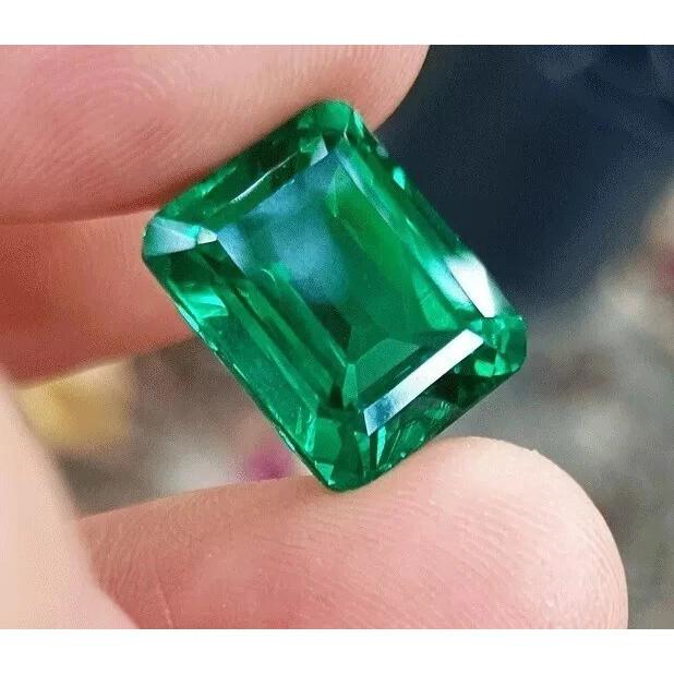 Natural Green Emerald Emerald Cut 14+ Ct Flawless Certified Loose Gemstone