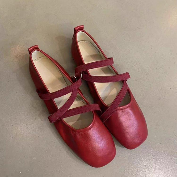 

Soft leather round head shallow mouth single shoes women s spring and autumn new retro Doudou shoes gentle fairy ballet flat grandma shoes 35