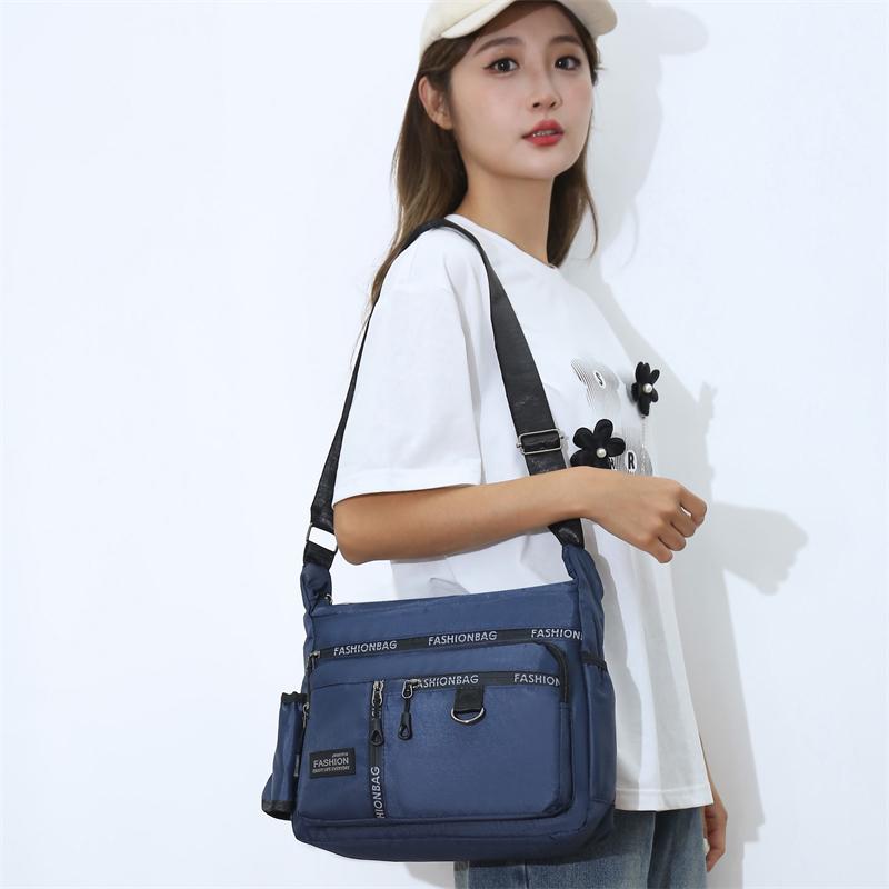 Men's Large Capacity Crossbody Bag Waterproof Shoulder Bag Business Travel Bag