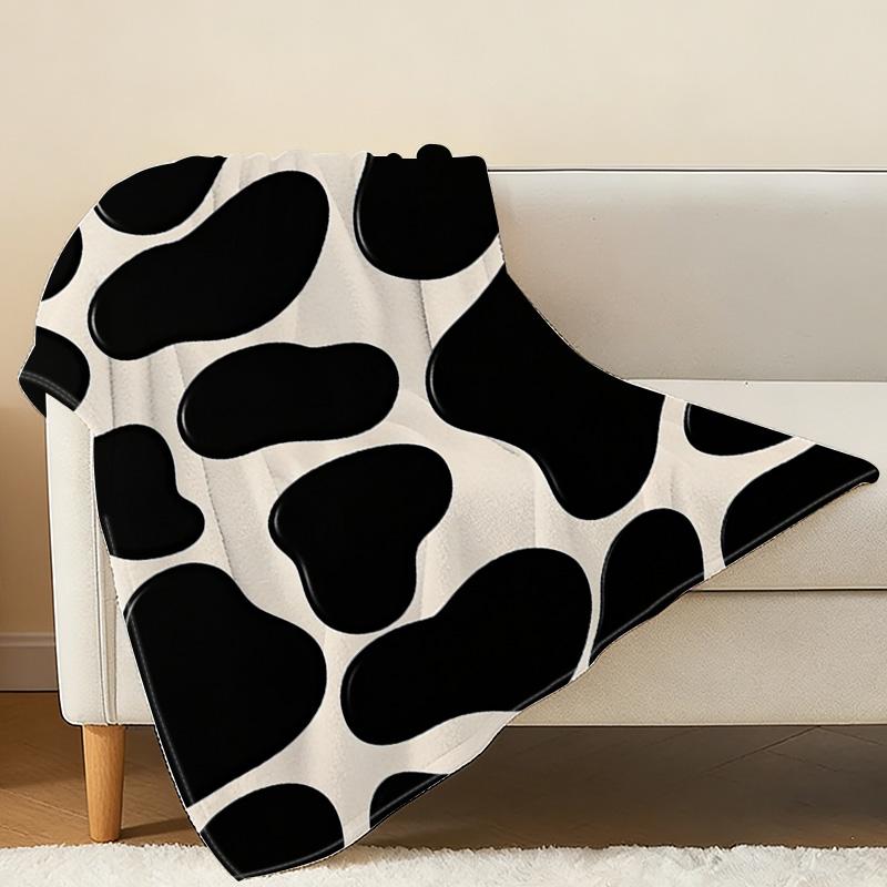 Soft Flannel Blanket Cute Cow Print, Cozy Warm & Skin-friendly, Ideal for Home, Office, Halloween & Christmas, Daily Leisure Use