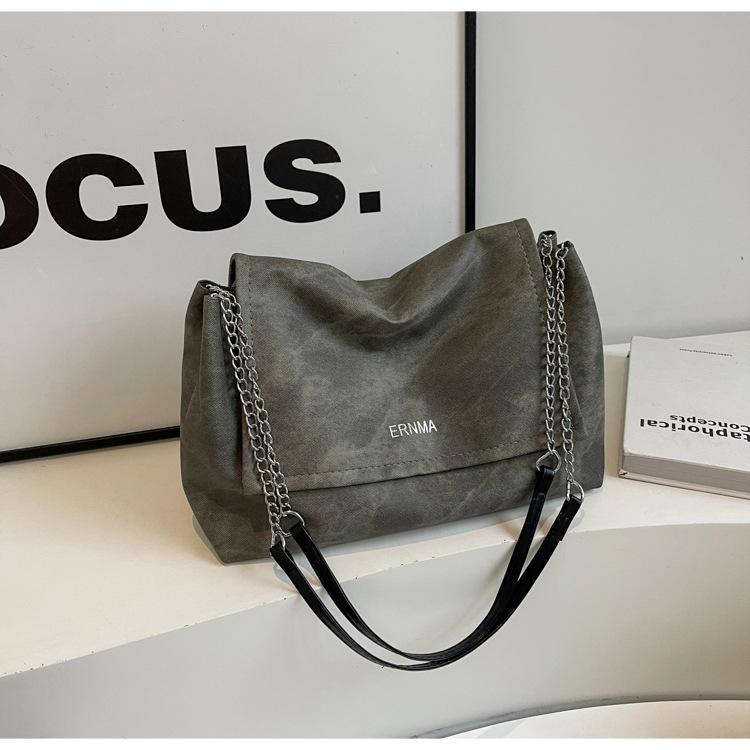 Premium Texture Chain Tote Bag Women's 2025 New Versatile Large-capacity Class Shoulder Bag Fashionable Commuter Bag