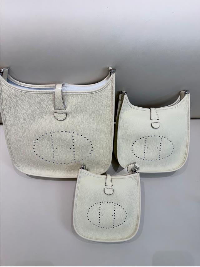 2026 Women's Classic Cowhide Leather Shoulder & Crossbody Bag