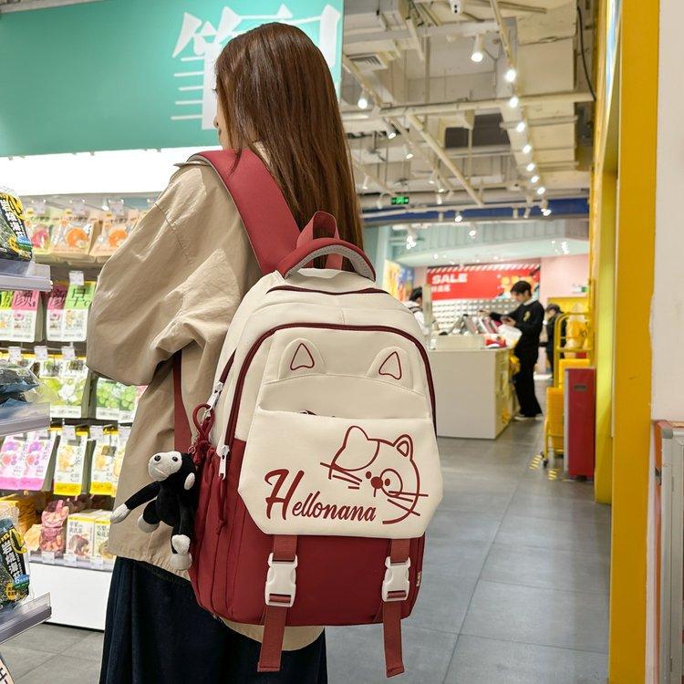 Schoolbag for primary school students in grades 4 and 6, and for junior high school students, the new model is lightweight,