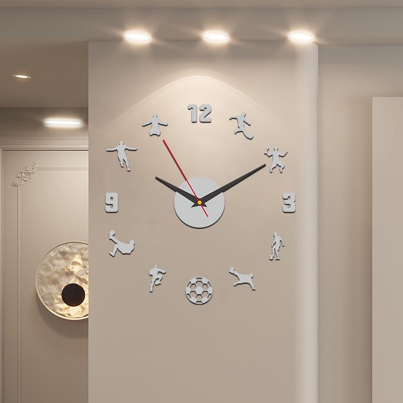 

Football-Themed DIY Luminous Wall Clock for Living Room & Bedroom Decoration 40-50CM