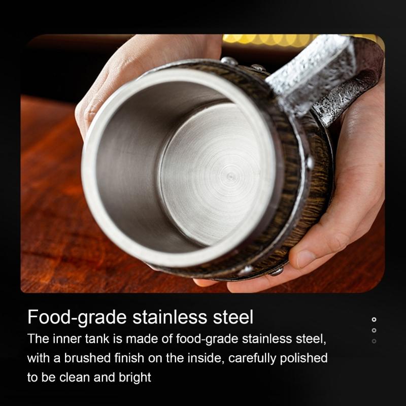 Large Capacity Beer Mugs For Outdoors Use With Retro Woodgrain Finish Nonrust Steel Insulated Cup Thermal Resin Construction