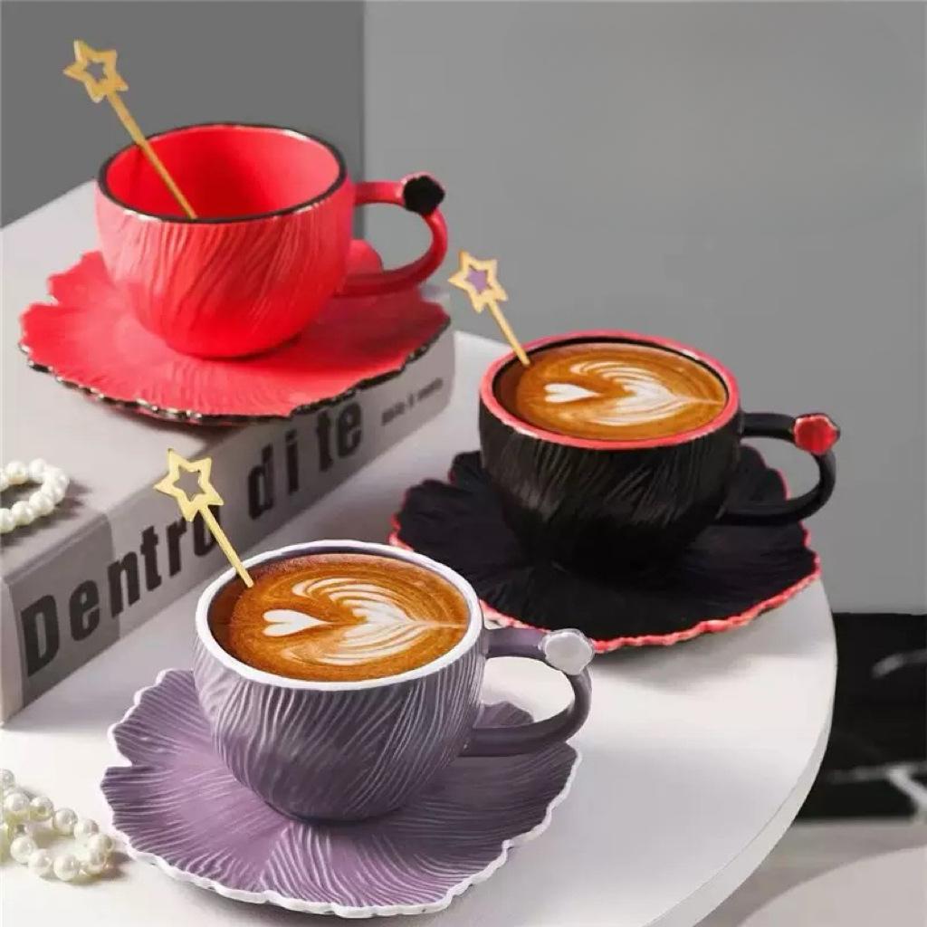 Japanese Retro Textured Petal Ceramic Coffee Cup and Saucer High Value Fashion and Simple Home Afternoon Tea Cup and Saucer