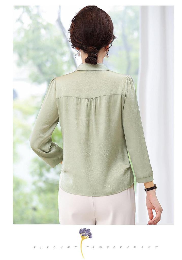 Mom's 2026 Autumn Stylish Lapel Shirt for Middle-aged & Elderly Women