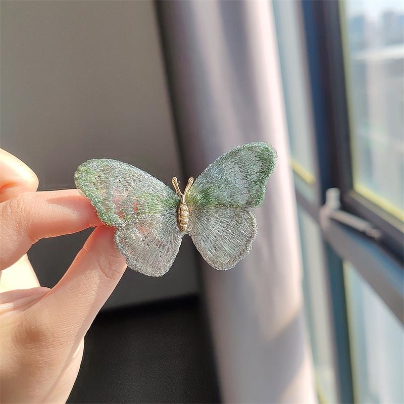 Elegant Retro Crystal Enamel Butterfly Brooch for Women