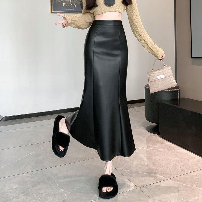 Plus Size High-End Coffee Midi Retro Fishtail Leather Skirt, Elegant 2025 Autumn/Winter, High Waist Slimming. S (80-95 cm recommended) чёрный
