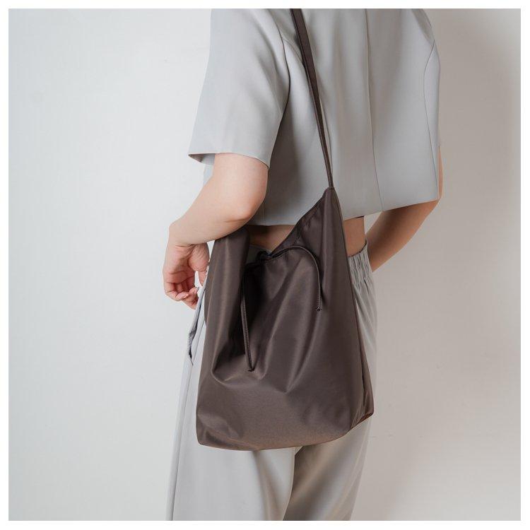 Nylon Bucket Bag Large Capacity Tote Bag One Shoulder Handbag